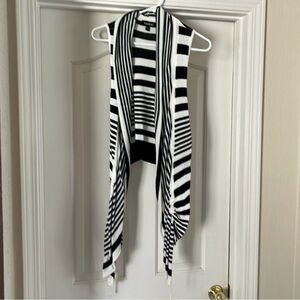 Bebe Monochrome Striped Knit Vest